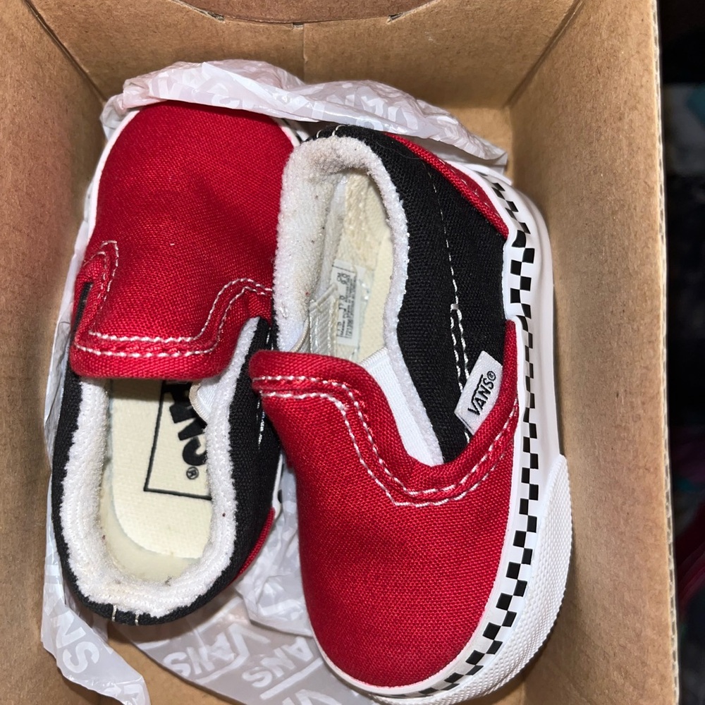 Vans Red and Black Sneakers Classic Skate Style